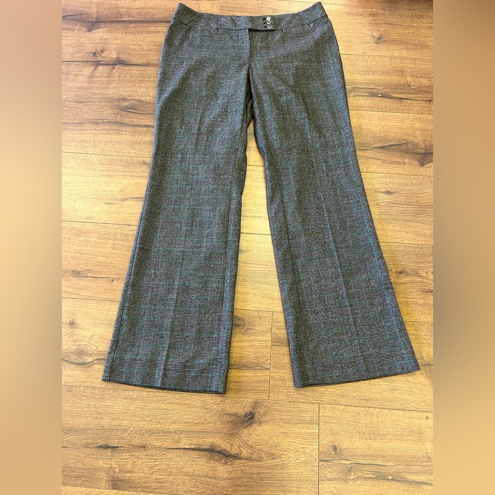 WHITE HOUSE BLACK MARKET BOOT CUT WIDE LEGS PLAID PANTS IN SIZE 12